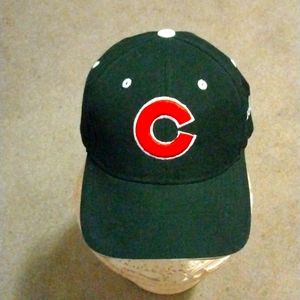 Rare Chicago Cubs Black Hat